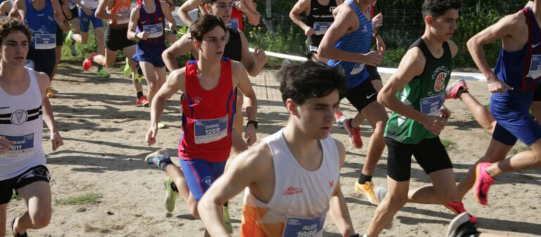 Competicions 22 i 23 de novembre: els sub-18 11ens i els sub-20 26ens al campionat d’ Espanya de cros per clubs i 2 podis al cros de Llavaneres