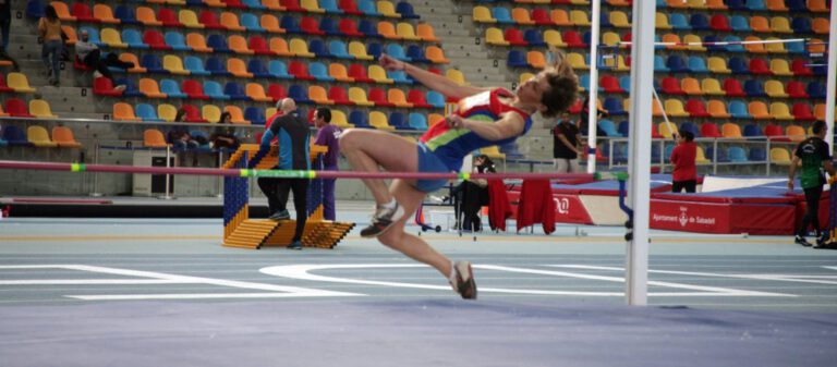 Competicions 7 i 8 de juny: 21 medalles en campionats de Catalunya (10 ors, 6 plates i 5 bronzes), 1 rècord de Catalunya, 10 del club i 6 classificats per a la final del campionat de Catalunya sub-12/10