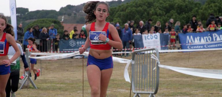 Competicions 13 i 14 de desembre: gran campionat d’ Espanya de Laia Venteo i 15è rècord del club del’ any per a Blai Fauria