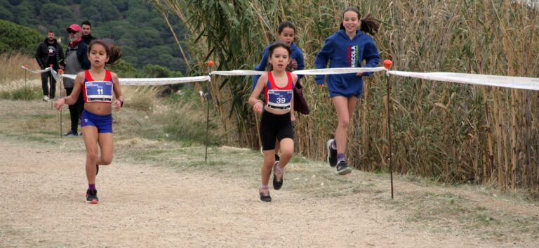 Competicions 30 i 31 de maig: bones actuacions al campionat de Catalunya per clubs sub-12 i sub-10