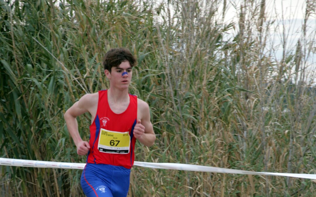 Competicions 11 i 12 de juliol: una victòria a la mitja marató per relleus i molt bones marques a la pista